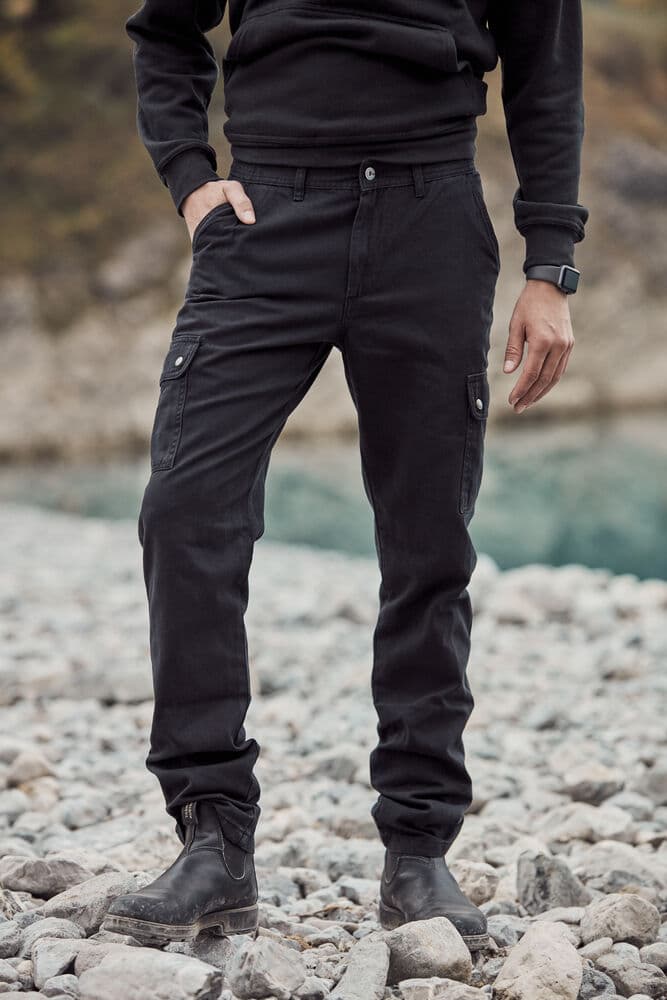 Cargo Pocket, På modell 1