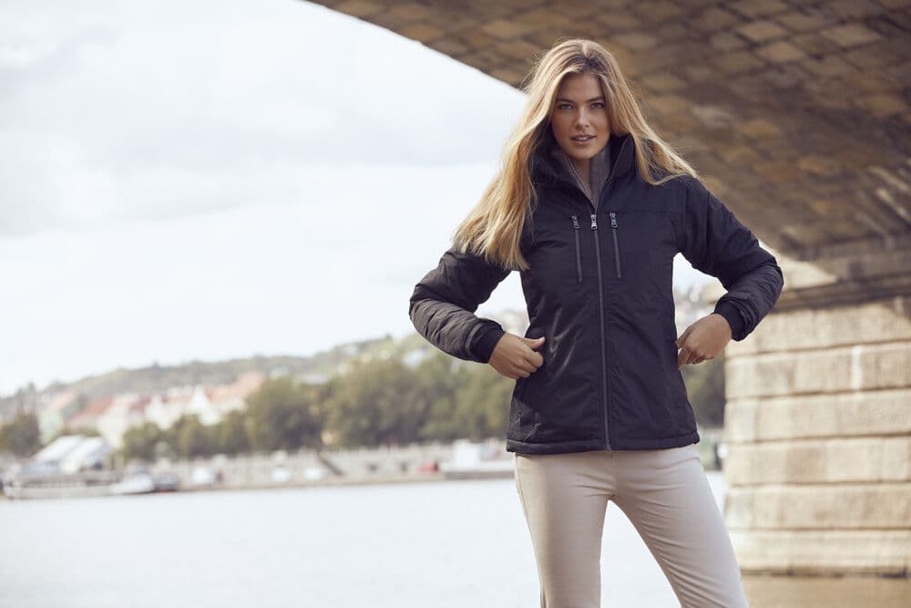 Kingslake Women, På modell 2
