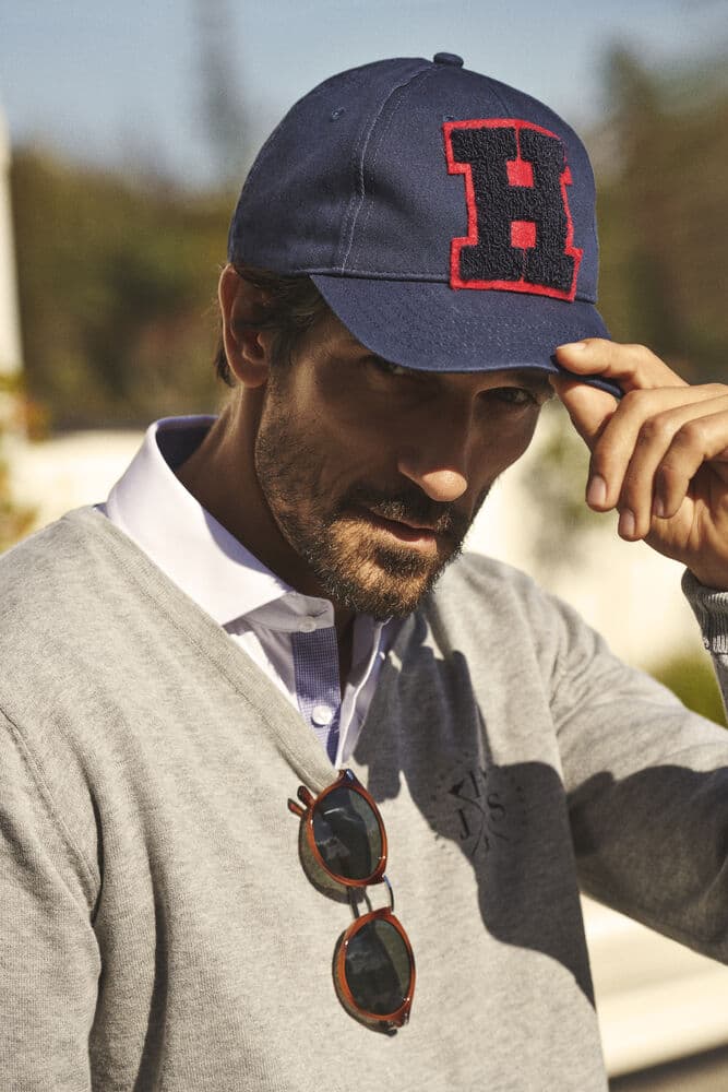 Ashland V-neck, På modell 3