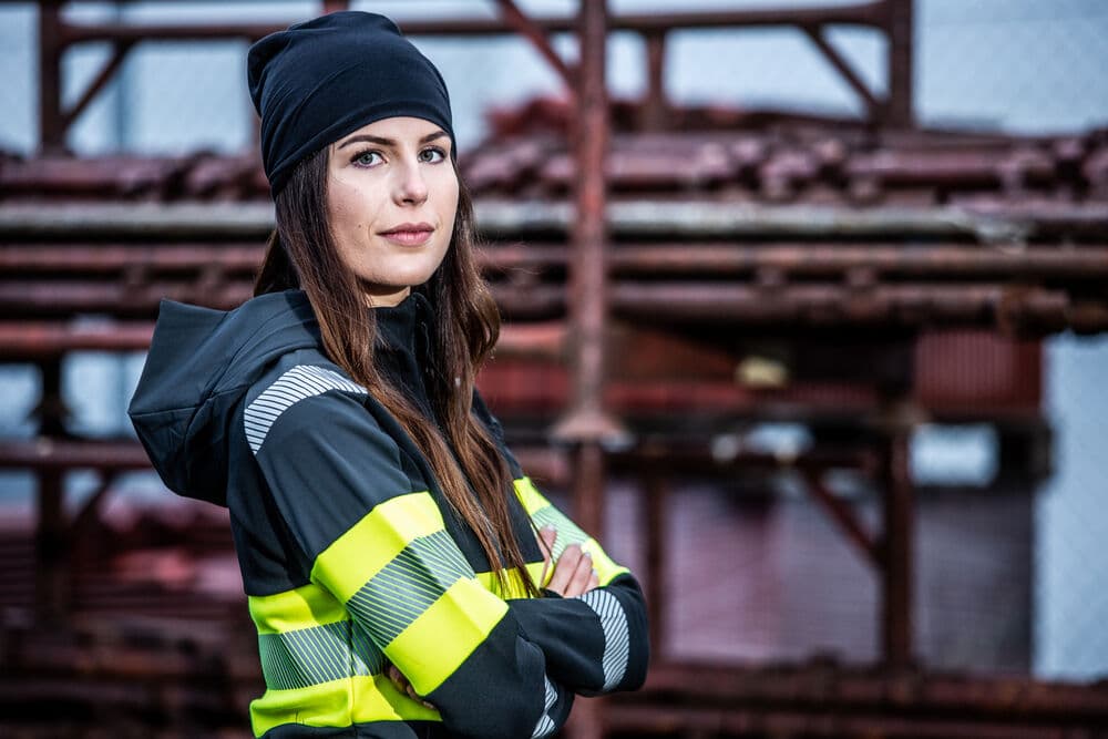 9037 Beanie, På modell 5