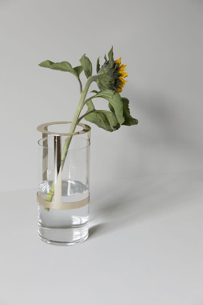 Hold Vase, Medium, På modell 3