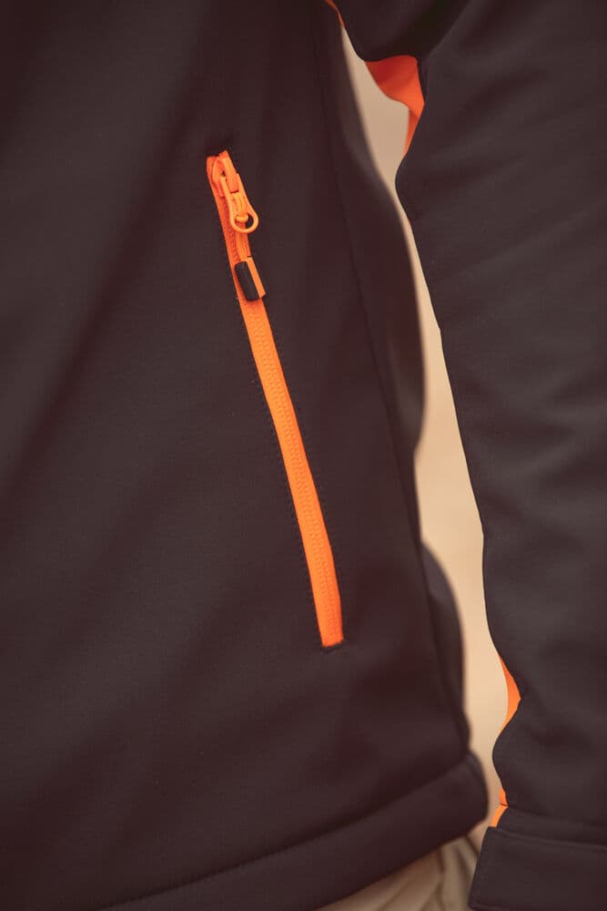 Prime Softshell, På modell 2