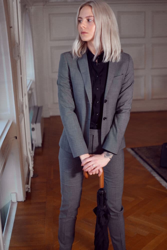 JH&F Classic Blazer 20 Woman, På modell 3