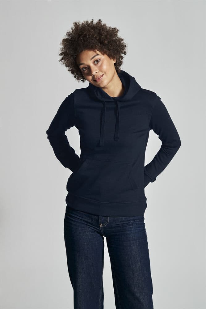 Hood Lady, På modell 2