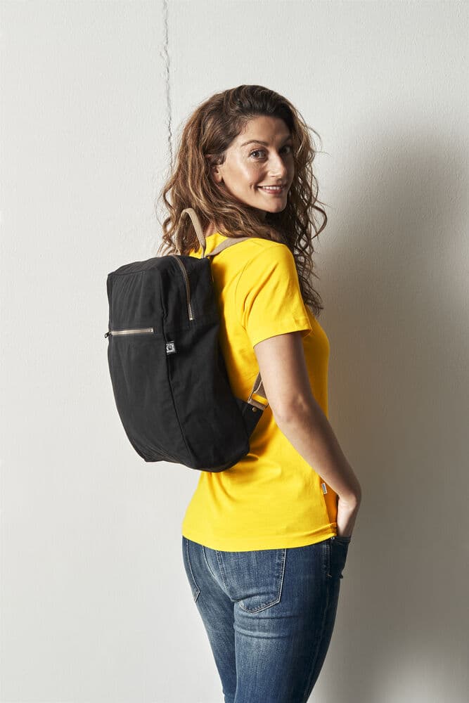 Canvas Daypack (GOTS), På modell 1