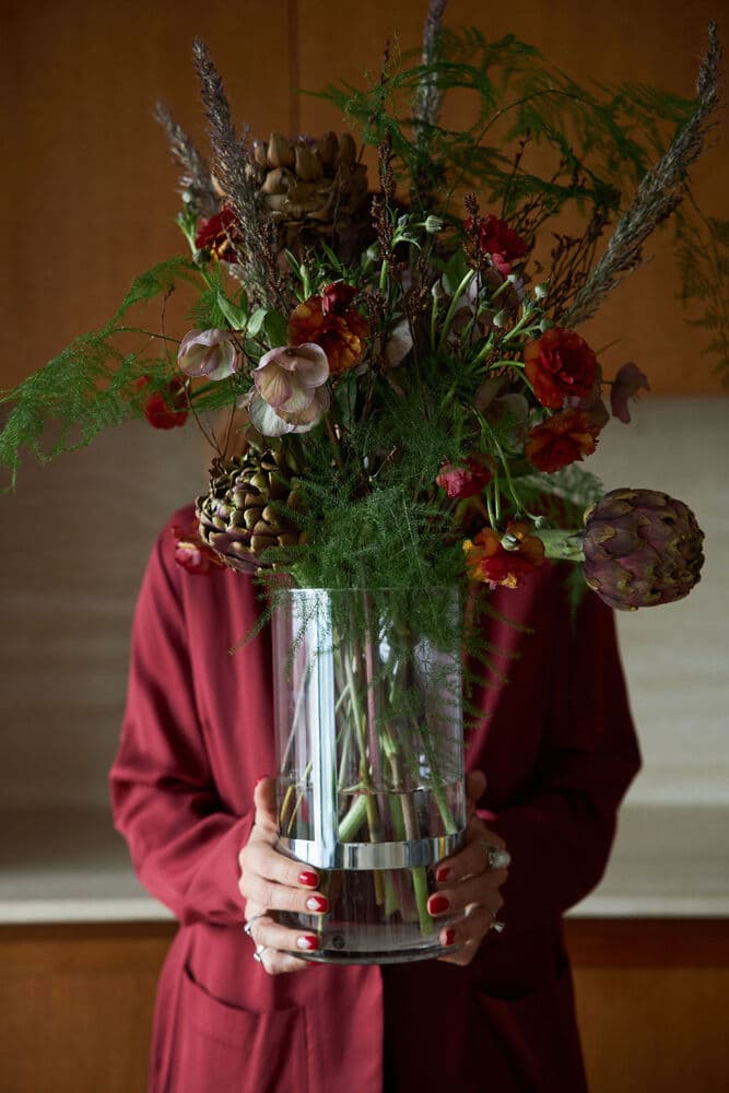 Hold Vase, Stor, På modell 2