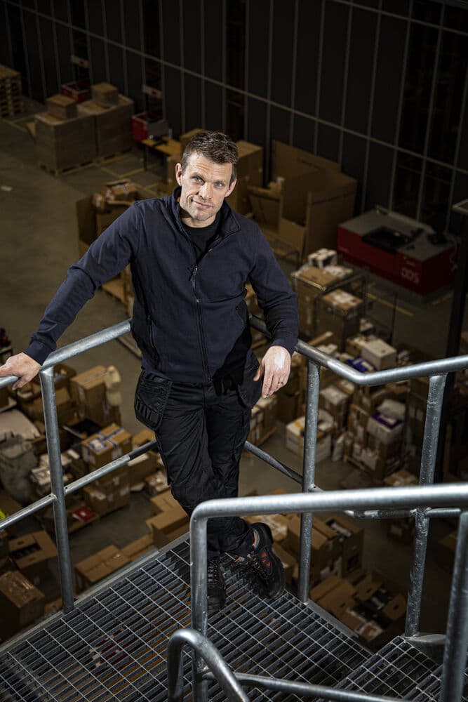 5570 Håndverksbukse Stretch, På modell 1