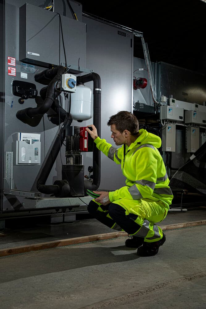 6132 Hettejakke EN ISO 20471 Kl 3/2, På modell 5
