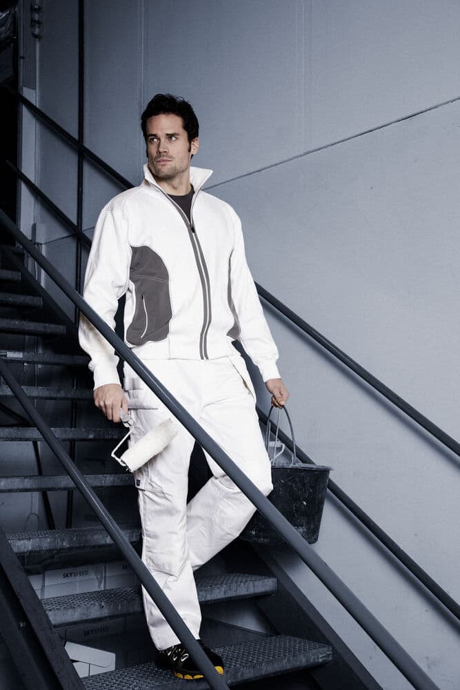 2121 Sweatshirt, På modell 1