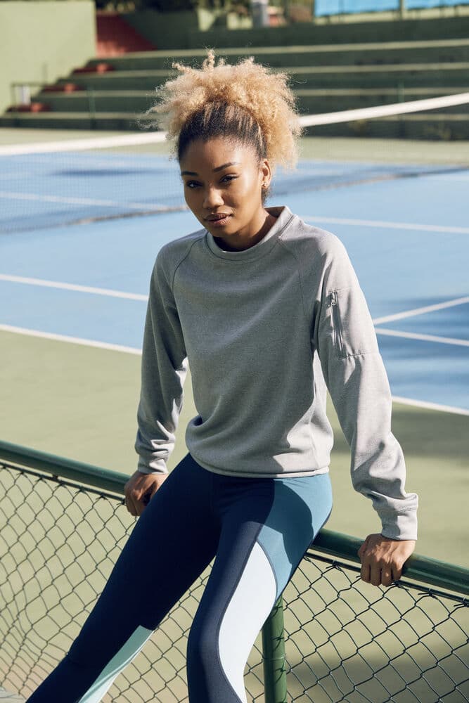 Basic Active Roundneck, På modell 3