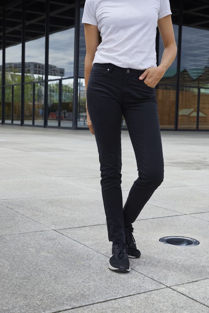 5-Pocket Stretch Women, På modell 1