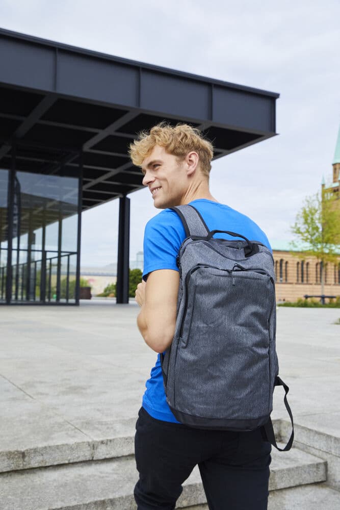 City Backpack, På modell 1
