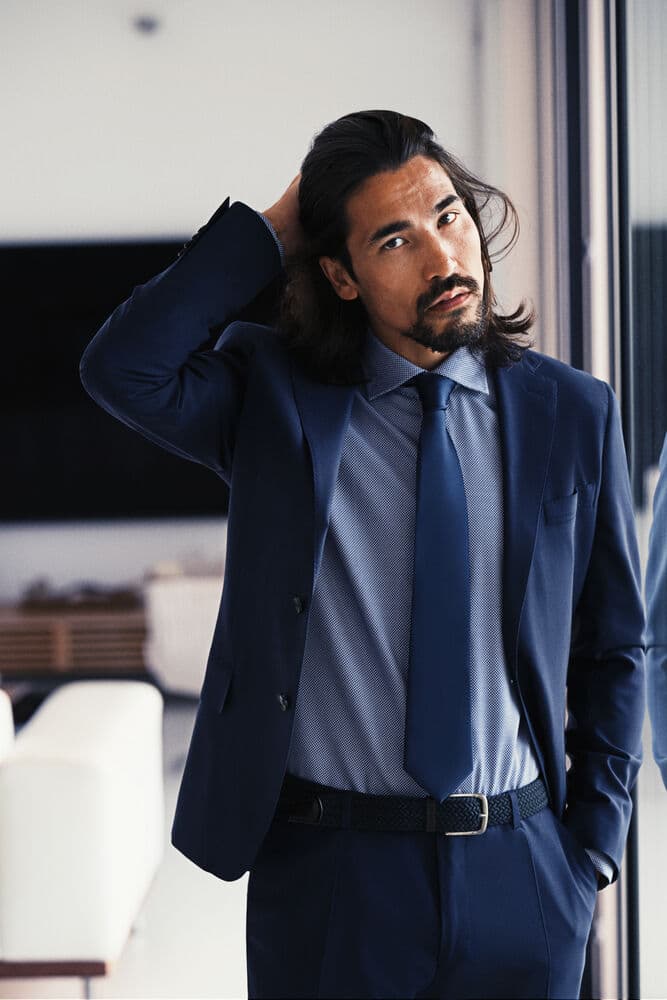 JH&F Tie Silk Oxford, På modell 3