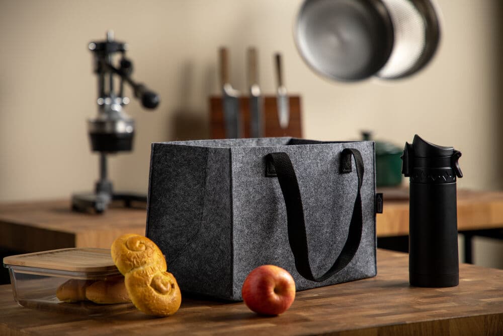 Lunchbag Filt, På modell 3