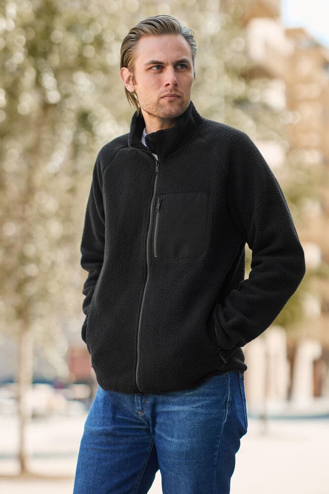 Roxby Full Zip, På modell 1