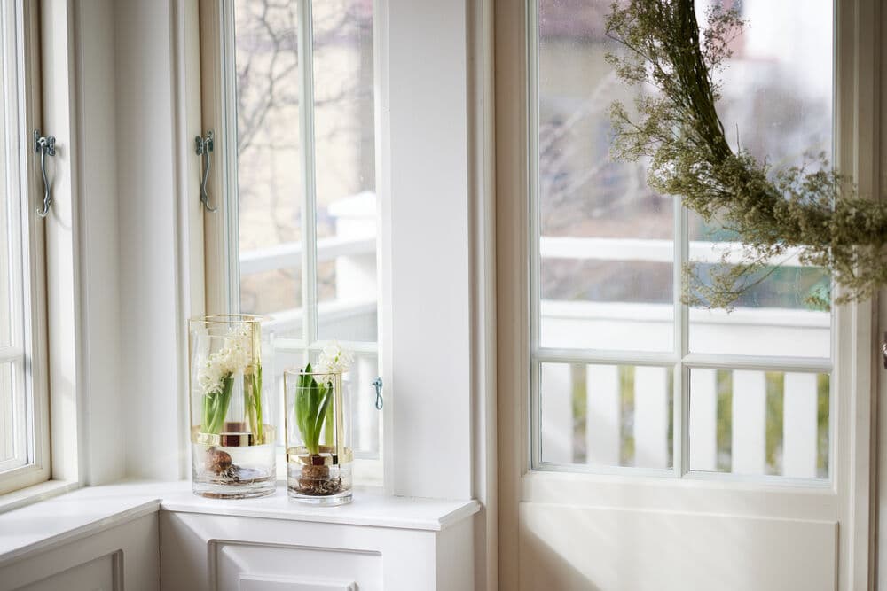 Hold Vase, Medium, På modell 6