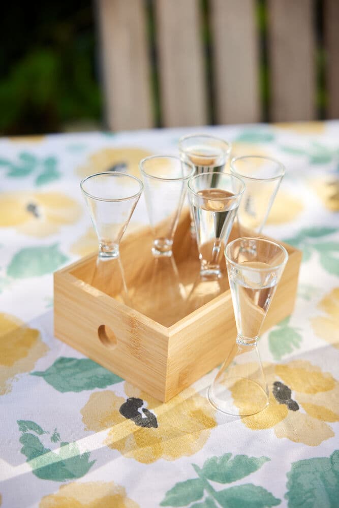 Nature snapsglass i bambusboks, 6-pk., På modell 2