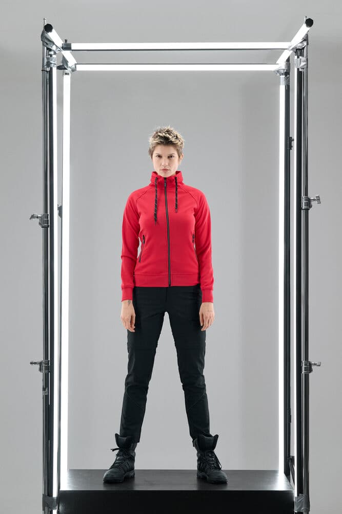 Ultra Lady, På modell 3