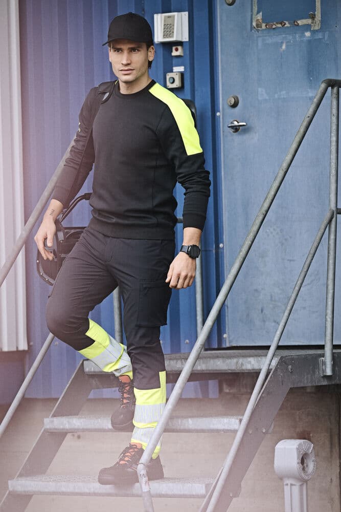 Sweatshirt Roundneck, På modell 4