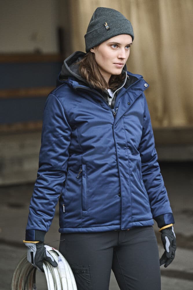 Winter Jacket Softshell W, På modell 5