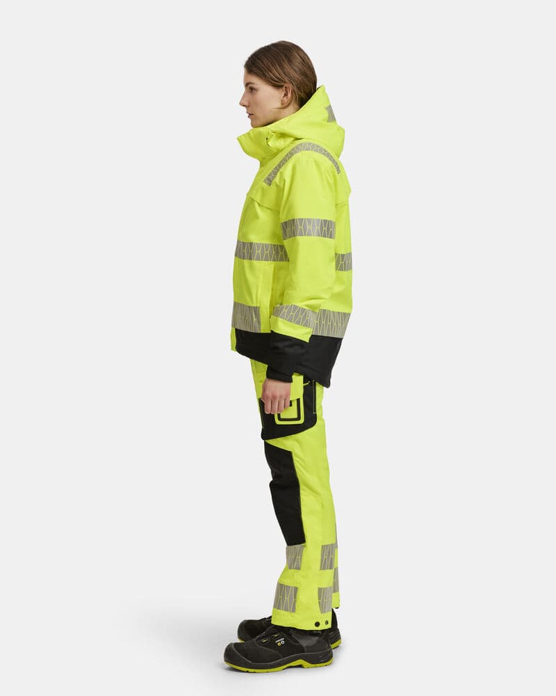 Winterjacket HV, På modell 4