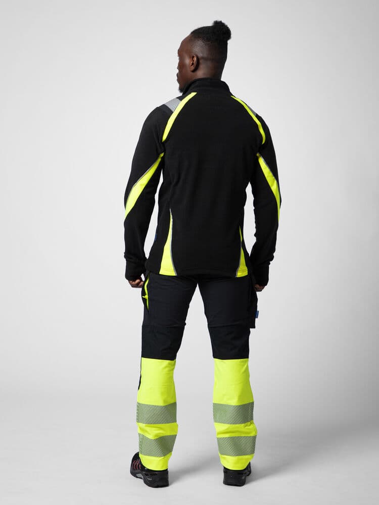 2328 Mikrofleecejakke, På modell 4