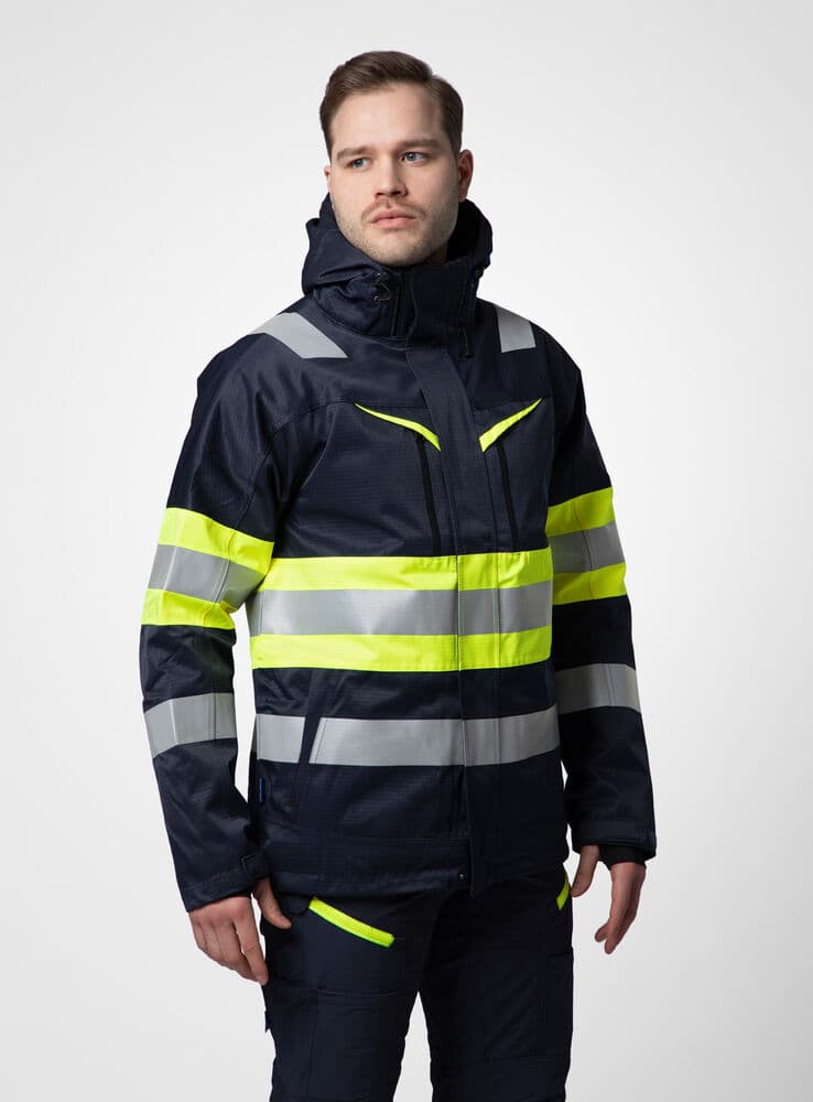 6454 Funksjonsjakke EN ISO 20471 Klasse 1, På modell 1