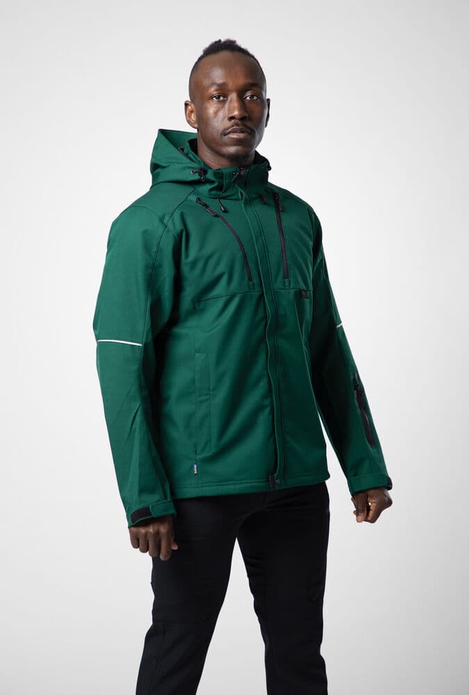 3407 Fôret Funksjonsjakke, På modell 1