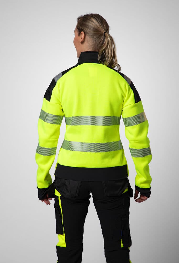 6111 Sweatshirt Dame EN ISO 20471 Kl 3/2, På modell 2