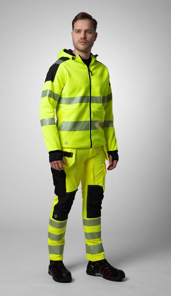 6110 Hettejakke EN ISO 20471 Kl 3/2, På modell 3