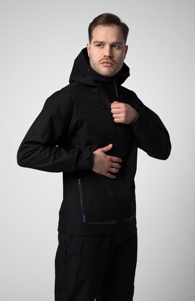 3425 Regnjakke, På modell 3