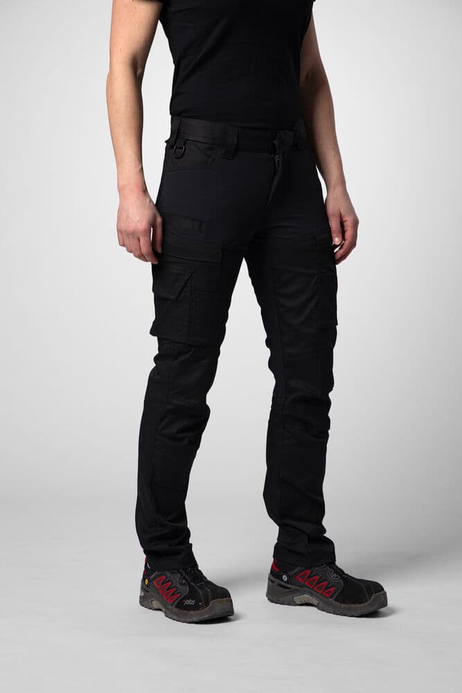 2553 Servicebukse Stretch Dame, På modell 1