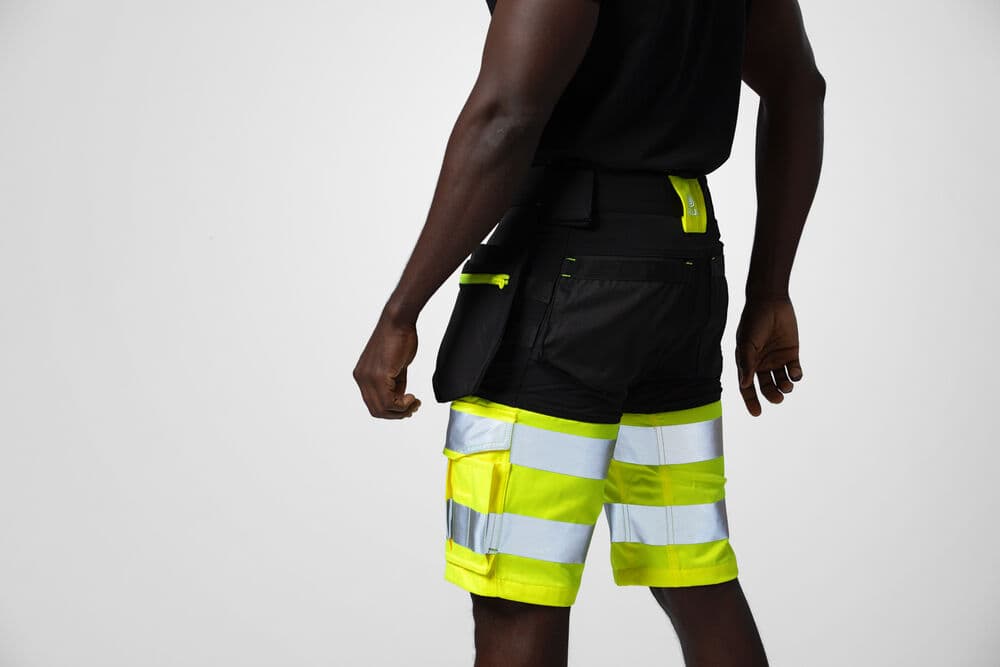 6580 Shorts EN ISO 20471 Klasse 1, På modell 2