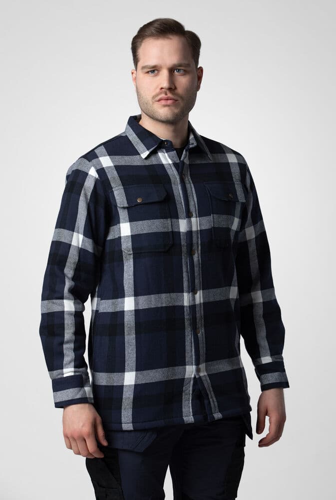 5213 Flanellskjorte Foret, På modell 1