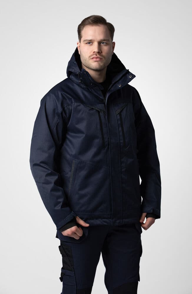 5430 Fôret Funksjonsjakke, På modell 1