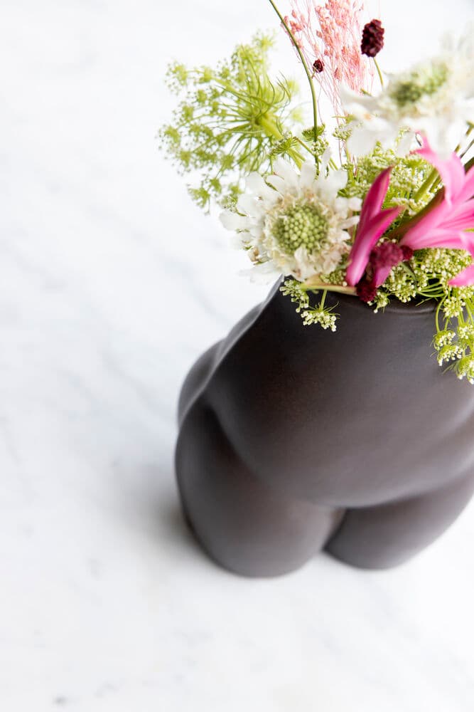 Vase Nature Brown, På modell 5