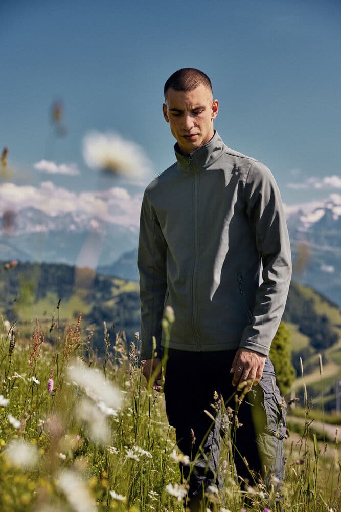 Valley, På modell 1