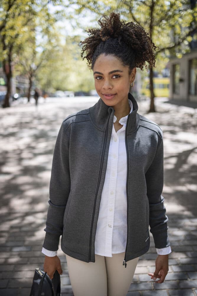 Pemberton Cardigan FZ Women, På modell 1