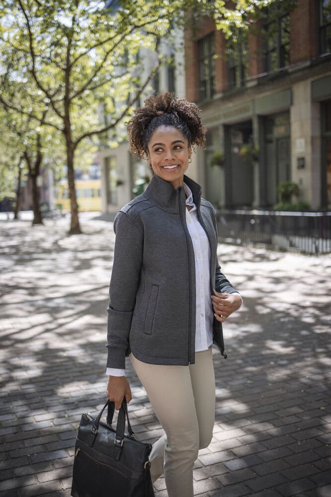 Pemberton Cardigan FZ Women, På modell 2