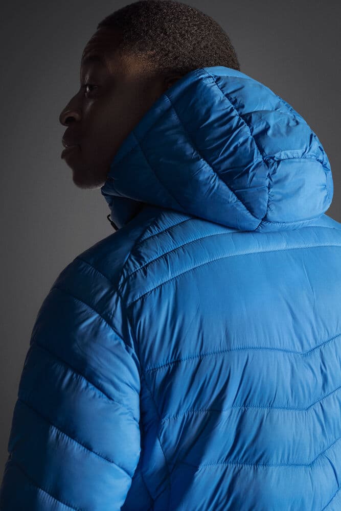 Base Jacket, På modell 3