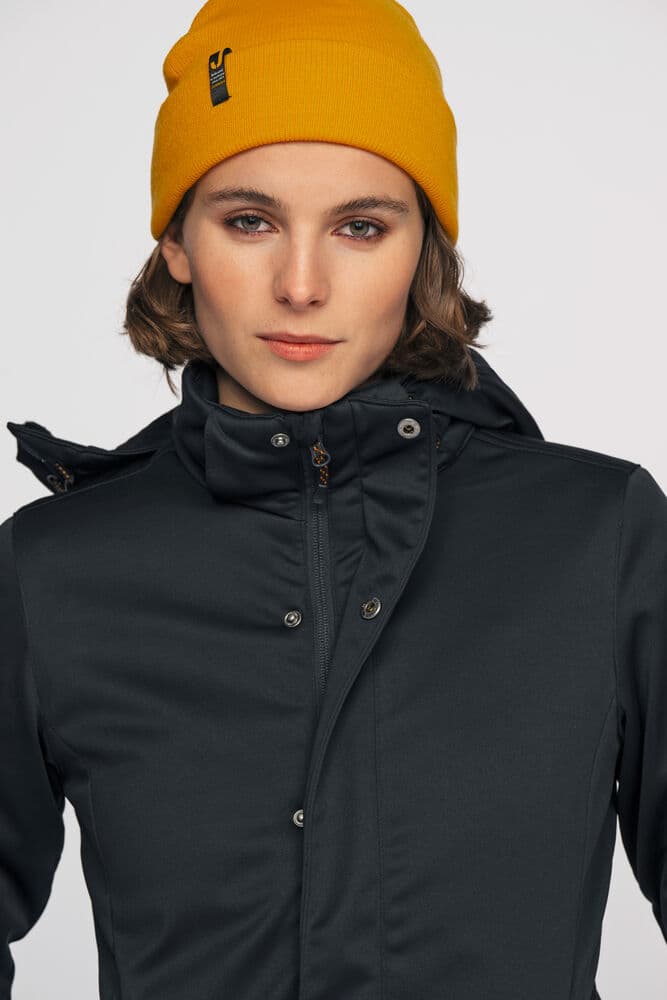 Winter Jacket Softshell W, På modell 6