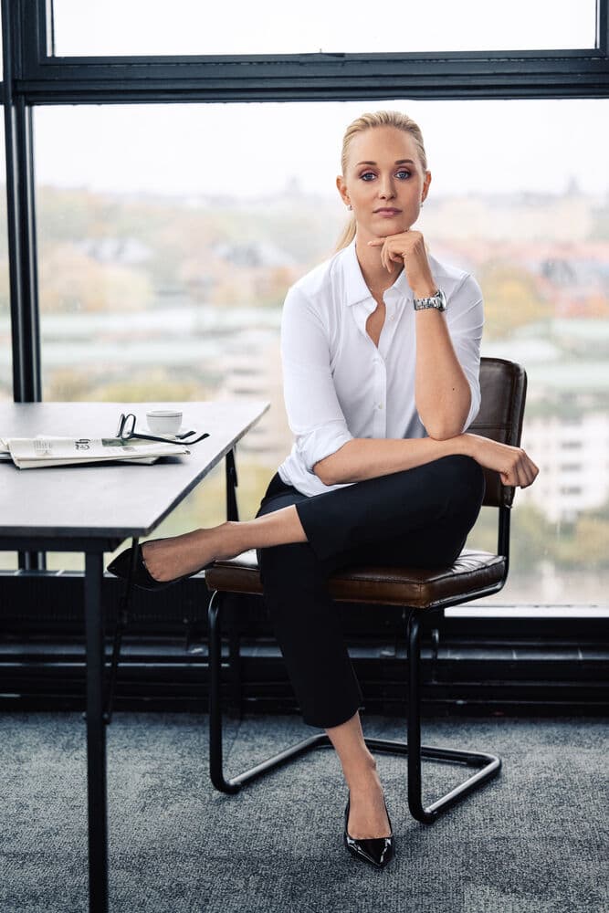 PB147 Super Stretch Woman Contemporary, På modell 1