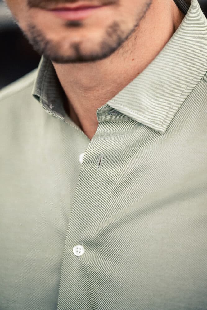 YB57 King Knit Slim, På modell 2