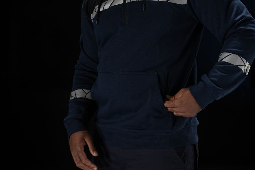 7104 Hettegenser 1/2 Zip, På modell 3