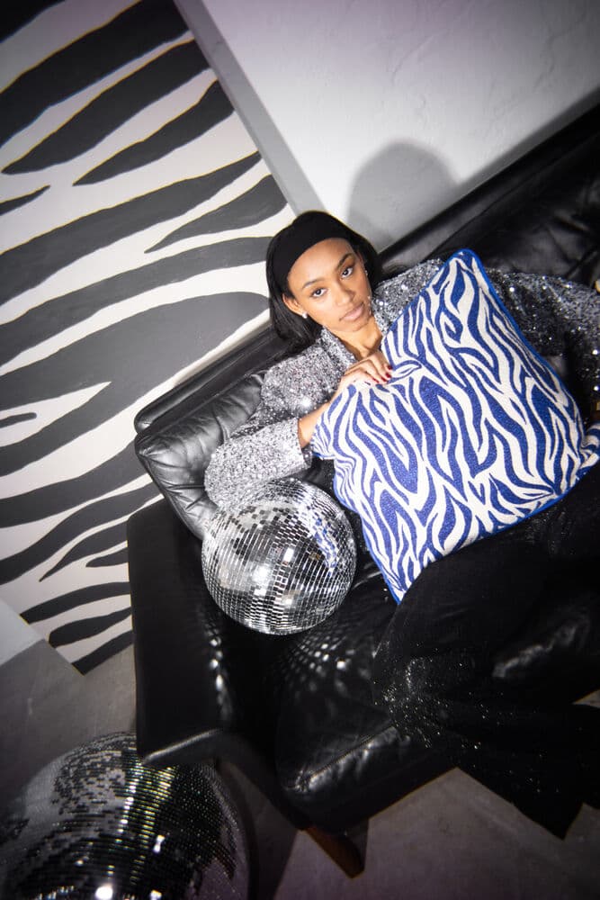 Pute Anima zebra M, På modell 3