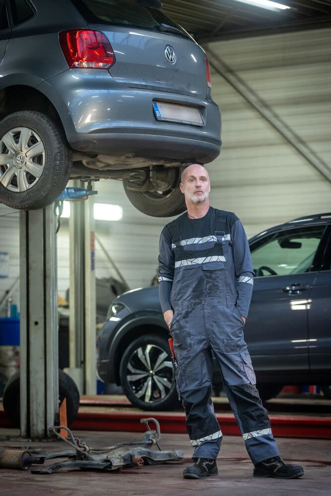 7600 Selebukse, På modell 3