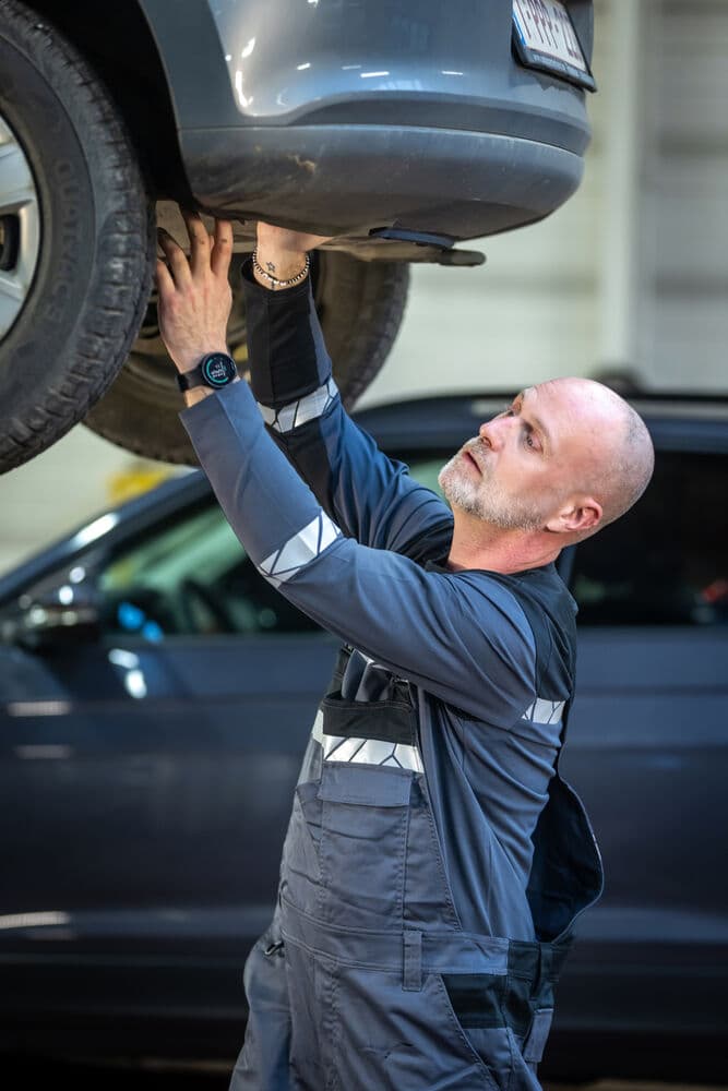 7600 Selebukse, På modell 4