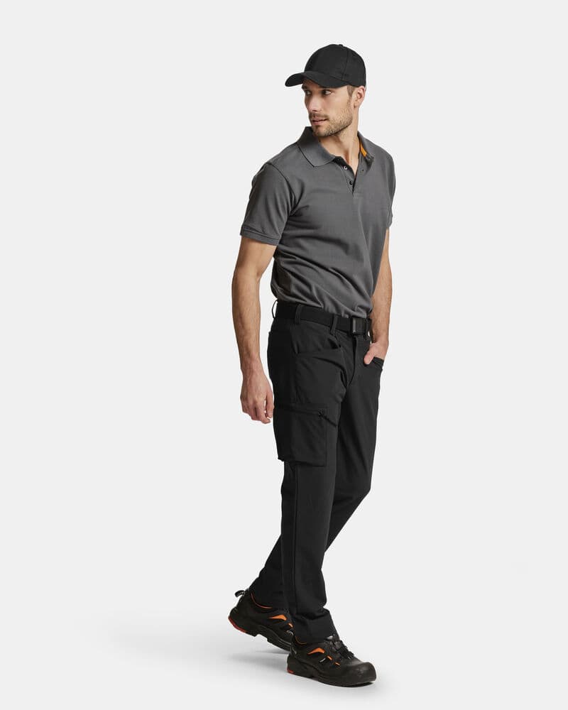 Cap, På modell 3
