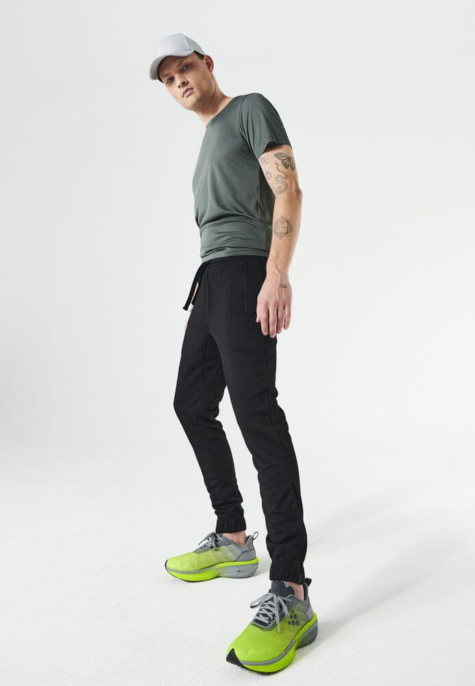 Basic Active Pants, På modell 1