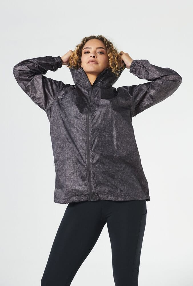 Basic Rain Jacket, På modell 3